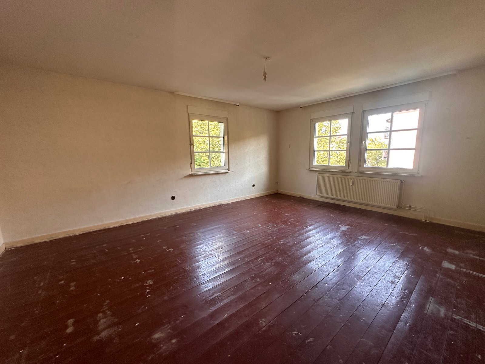 Ihre Chance: 2-Zimmer-Wohnung mit Potenzial in Frankfurt-Griesheim