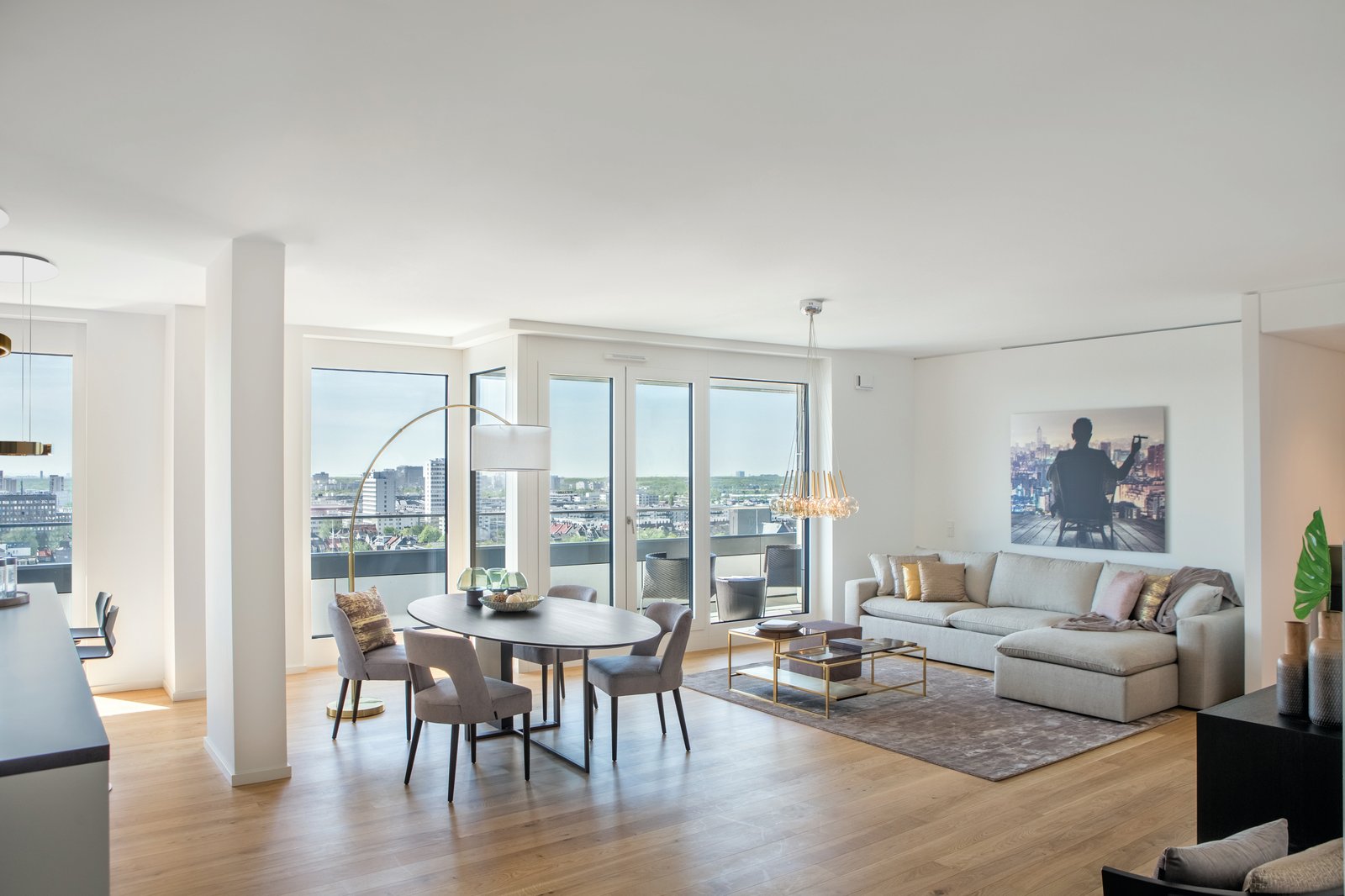 Schick, modern und zentral - Ein Wohntraum im Frankfurter Premiumhochhaus